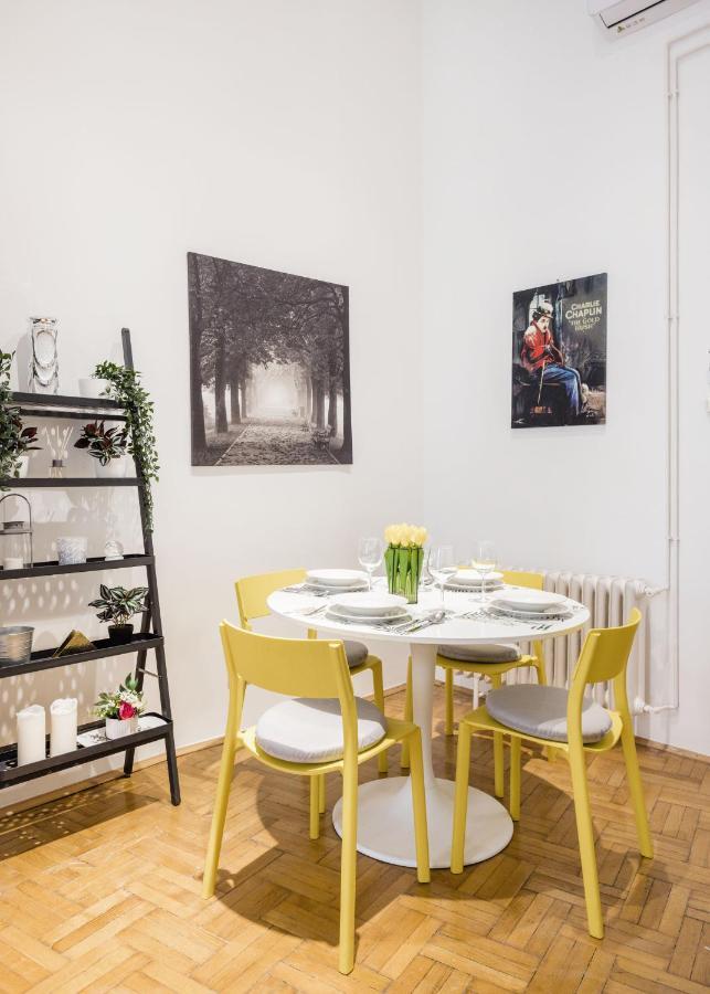 Elegant Apartment In Super Central Location Budapest Exterior photo